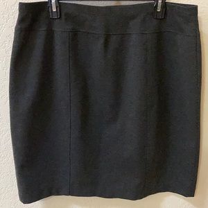 Ellen Tracy Charcoal Skirt. Size XL